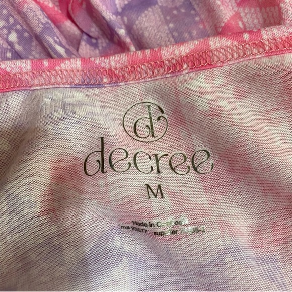 Decree Pink & Purple Southwest Design Rolled Cuff V-Neck Tee - Picture 5 of 7